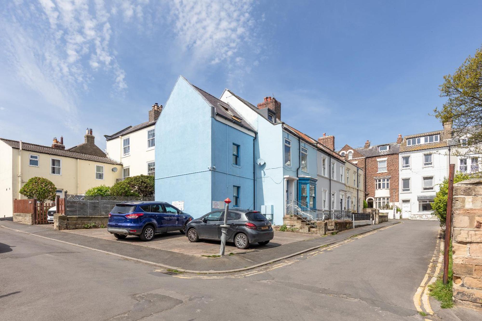 Discovery House Whitby Ngoại thất bức ảnh